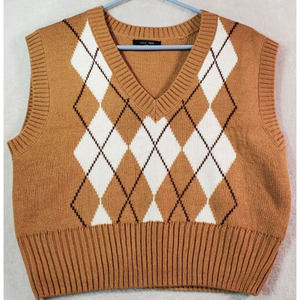 Love Tree Crop Sweater Women Medium Brown Argyle Knit Sleeveless V Neck Pullover
